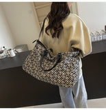 Black Stylish Geometric Pattern Travel Duffel Bag - Large Capacity Lightweight Weekender & Gym Bag