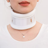 Size M White Adjustable Cervical Collar Neck Brace - Breathable Support for Pain Relief & Posture
