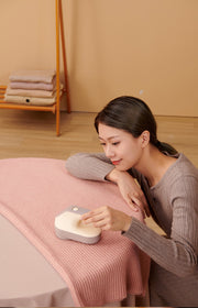 Rechargeable Electric Fabric Shaver - Powerful Lint Remover with Dual-Ring Blades & Ergonomic Design(champagne)
