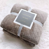 Brown 130*150cm Flannel Fleece Blanket - Quilted Diamond Pattern, Soft & Warm Polyester Throw for Office Nap, Sofa, Travel & Bed Use