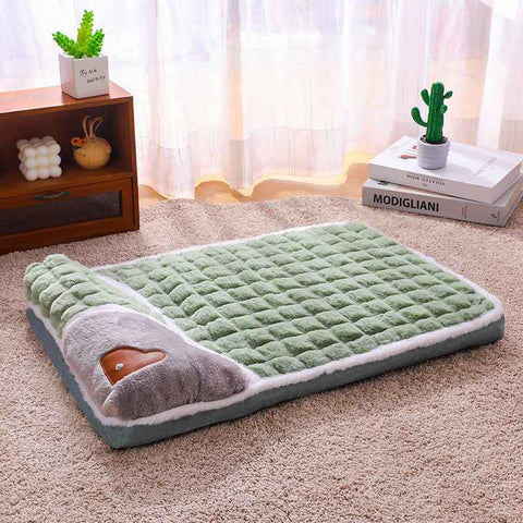 Green XL size Luxury Plush Pet Sleeping Mat, Thickened Warm Pet Bed Cushion for Dogs and Cats, Soft Fabric Pet Sofa Pad with Non-Slip Waterproof Base
