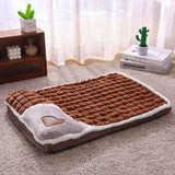 Brown L size Luxury Plush Pet Sleeping Mat, Thickened Warm Pet Bed Cushion for Dogs and Cats, Soft Fabric Pet Sofa Pad with Non-Slip Waterproof Base