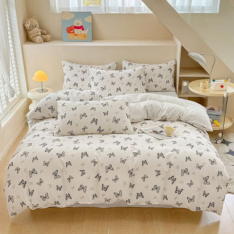 Butterfly Print Bedding Set - 3 Piece Set - Quilt Cover 229 x 229 cm with 2 Pillowcases 51 x 66 cm - White and Black Butterfly Pattern In Australia - Darrahopens