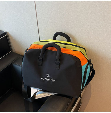 Black 30L Lightweight Travel Duffle Bag with 3 Zippered Main Sections and Shoe Zone - Stylish Colorblock Weekender Bag, Wet & Dry Dual Use for Gym, Sports & Business Trips