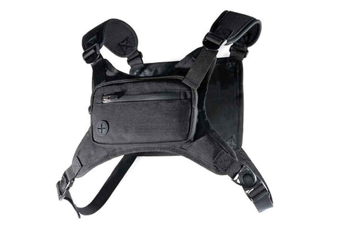 Darrahopens Audio & Video > Photography > Camera Accessories Water Resistant Running Vest Chest Pack Phone Holder for Running Lightweight Training Pack with Reflective Detail - Black