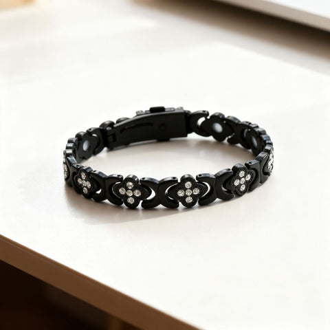 Darrahopens Fashion > Women's Fashion > Women's Accessories Black New Fashion Lightweight Luxury Four-Leaf Clover Diamond Inlaid Bracelet - Alloy Magnetic Watch Band Style Bracelet for Women + Free Disassembly Tool
