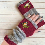 Darrahopens Fashion > Women's Fashion > Women's Accessories Color-Block Bird Embroidered Fingerless Knit Gloves – Warm, Flexible, Perfect for Daily Autumn/Winter Use, 8.5×22cm Stylish Practical Commute Hand-Warming Essential(GREEN)