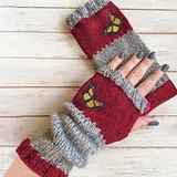 Darrahopens Fashion > Women's Fashion > Women's Accessories Fashion Color-Block Butterfly Embroidered Knit Gloves, Warm Fit 8.5×22cm, Practical Sweet Stylish Essential for Autumn/Winter Outfits(RED)