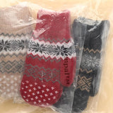 Darrahopens Fashion > Women's Fashion > Women's Accessories Pack of 3 pairs - Warm winter gloves for women - Extra thick - Knitted imitation - Suitable for cold winter weather (style A)