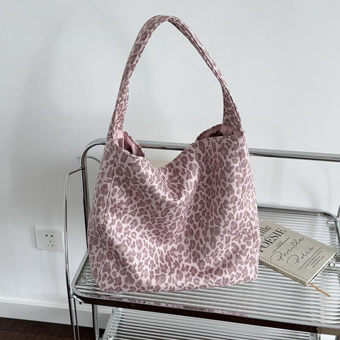 Darrahopens Fashion > Women's Fashion > Women's Accessories Pink leopard print New Design Women's Shoulder Bag - Felt Fabric Tote Bag, Trendy Minimalist Style