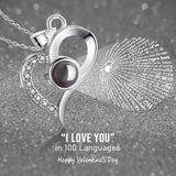 Darrahopens Fashion > Women's Fashion > Women's Accessories Rose Heart Projection Necklace, elegant in platinum, "I love you" in 100 languages, packaged with a single rose gift box – a romantic tech-infused gift.