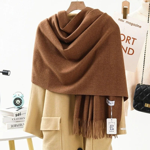 Darrahopens Fashion > Women's Fashion > Women's Accessories Solid Color Cashmere Wrap Scarf, Thickened for Warmth and Windproof, Bohemian-Style Winter Wardrobe Essential(Chestnut brown)