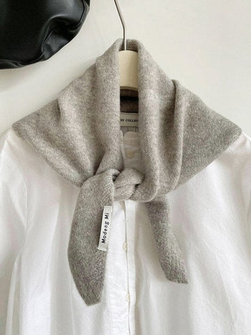 Darrahopens Fashion > Women's Fashion > Women's Accessories Triangular Knitted Scarf - Soft Acrylic Fabric - As a Scarf, Shawl or Blanket - In Solid Colors - Light Gray
