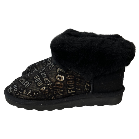 Darrahopens Fashion > Women's Fashion > Women's Boots Womens Australian Sheepskin Wool Fur Mini UGG Ankle Boots in Black - 9