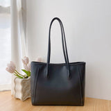 Darrahopens Fashion > Women's Fashion > Women's Handbags Black Chic Large Capacity Tote Bag - PU Leather Commuter Shoulder Handbag for Women