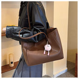 Darrahopens Fashion > Women's Fashion > Women's Handbags Black Chic Large Capacity Tote Bag - PU Leather Commuter Shoulder Handbag for Women