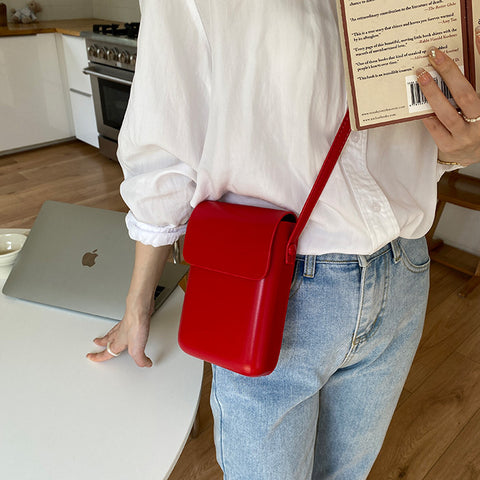 Darrahopens Fashion > Women's Fashion > Women's Handbags Red Stylish Women's Crossbody Phone Bag – Compact Vertical PU Leather Mini Shoulder Bag with Magnetic Closure (Adjustable Strap)
