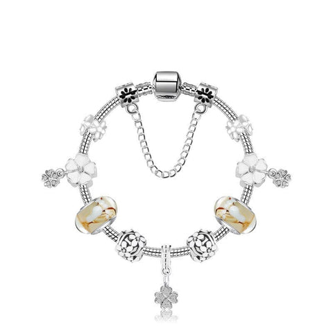 Darrahopens Fashion > Women's Fashion > Women's Jewellery Clover Pendant Bracelet: Alloy, Zircon & Resin with Bright, Sweet Style(19cm)