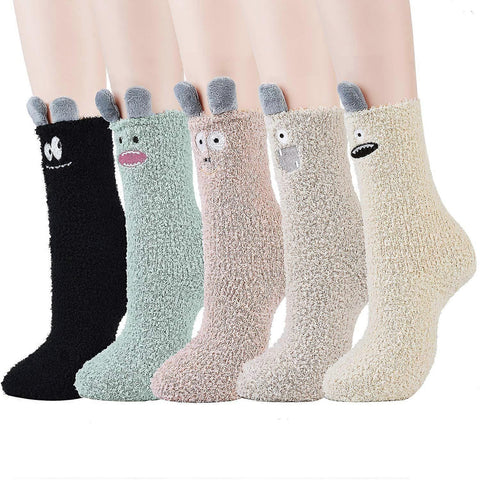 Darrahopens Fashion > Women's Fashion > Women's Socks & Hosiery 5 Pairs Fluffy Bed Socks for Women Winter Warm Cuddly Christmas Socks