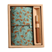 Darrahopens Gift & Novelty > Books > Activity Books Wild Rose Retro A6 Travelers Leather Notebook & Wooden Pen Gift Box - Floral Botanical Loose-Leaf Journal with Bronze Charm, Kraft Paper and Lined Paper
