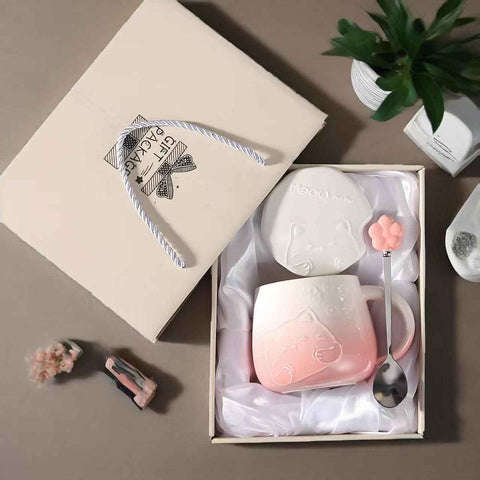 Darrahopens Gift & Novelty > Novelty > Novelty Gifts Pink Gradient Cat Ceramic Mug with Lid and Spoon - 400ml Porcelain Coffee Cup - Adorable 3D Cat Design, Pastel Colour, Gift Box Included - Ideal for Home, Office, or as a Present for Women and Cat Lovers
