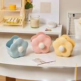 Darrahopens Health & Beauty > Cosmetic Storage > Makeup Organisation & Storage Flower-shaped Makeup Brush Holder - Multifunctional Makeup & Desk Storage Organizer - Compact Design 14.8 x 13.5 x 8 cm - Pink