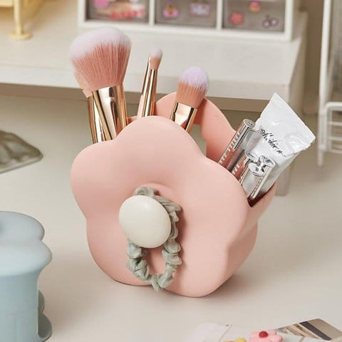 Darrahopens Health & Beauty > Cosmetic Storage > Makeup Organisation & Storage Flower-shaped Makeup Brush Holder - Multifunctional Makeup & Desk Storage Organizer - Compact Design 14.8 x 13.5 x 8 cm - Pink