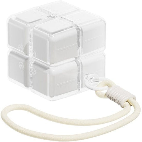 Darrahopens Health & Beauty > Health & Wellbeing > Wellness Accessories Medicine box - 7-day medicine box - Weekly pill box - Portable pill box for travel - Easy to open - 8 compartments - For storing vitamins and medicines - White