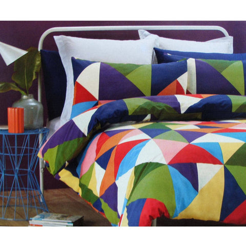 Darrahopens Home & Garden > Bedding Belmondo Pentagon Triangles Easy Care Quilt Cover Set Queen