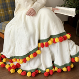 Darrahopens Home & Garden > Bedding > Blankets & Throws 99 Roses Hand-Crocheted Bouquet Blanket: A Versatile Emblem of Eternal Romance, Offering Gentle Warmth Through Every Season（Red rose on white background）