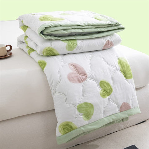 Darrahopens Home & Garden > Bedding > Blankets & Throws Lightweight Reversible Summer Quilt - Soft, Breathable & Machine Washable Comforter(150x200cm Full of Love)