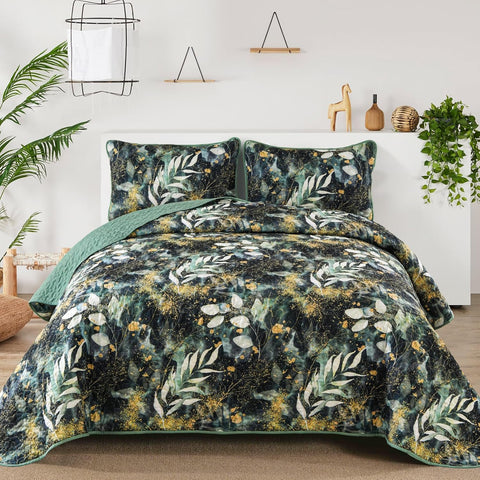 Darrahopens Home & Garden > Bedding > Blankets & Throws Lush Quilted coverlet and pillowcovers set: Soft and Cozy Feel - Queen size