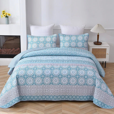 Darrahopens Home & Garden > Bedding > Blankets & Throws Peaceful Quilted coverlet and pillowcovers set: Relax and Unwind - Queen size