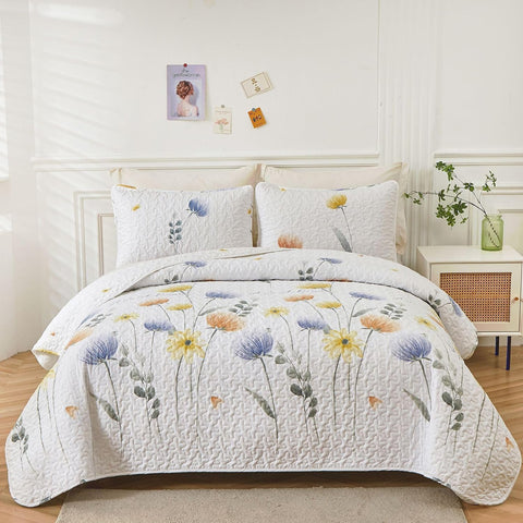 Darrahopens Home & Garden > Bedding > Blankets & Throws Refined Quilted Bedspread and Pillowcases Set: Class and Comfort Combined - Queen size