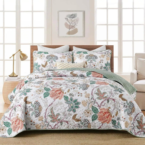 Darrahopens Home & Garden > Bedding > Blankets & Throws Understated Quilted coverlet and pillowcovers set: Subtle Elegance - Queen size