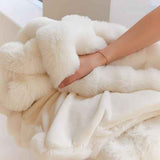 Darrahopens Home & Garden > Bedding > Blankets & Throws White Luxury Toscana Fleece Rabbit Fur Bubble Blanket, Double-Sided Plush King Size Bedding Set (180x200 cm)