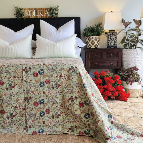Darrahopens Home & Garden > Bedding Green Berries Kantha Bedspread Coverlet - Green (King - 228 cm x 274 cm)
