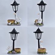 Darrahopens Home & Garden > Decor > Garden Ornaments Creative Cute Duck Resin Flower Pot Solar Outdoor Light, Courtyard and Garden Decorative Ornament—Retro Lawn Ambiance Night Light, Multifunctional Flower Pot Ornament, Balcony Plant Decorative Floor Lamp