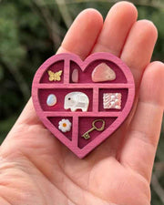 Darrahopens Home & Garden > Decor > Garden Ornaments Wooden display stand for mini curiosities,Heart shape