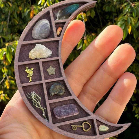 Darrahopens Home & Garden > Decor > Garden Ornaments Wooden display stand for mini curiosities,Moon