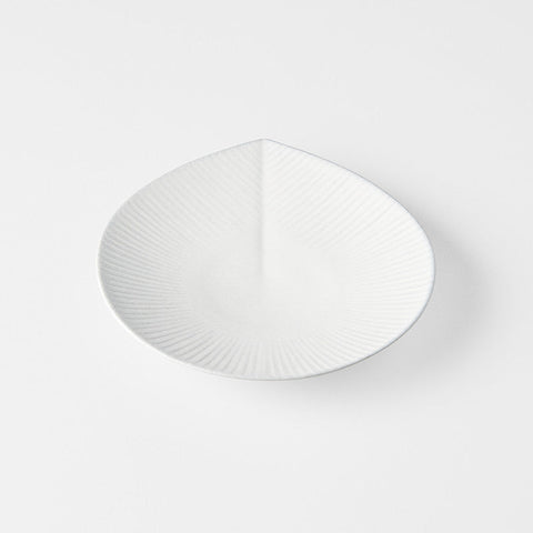 Darrahopens Home & Garden > DIY > Kitchen & Bathroom DIY Plate 17.5cm Snow Leaf Glaze