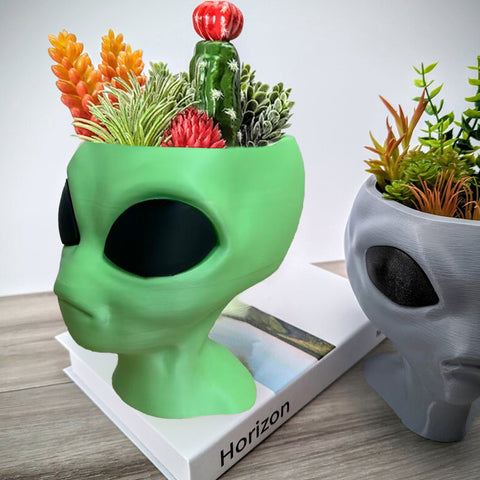 Darrahopens Home & Garden > Garden Tools > Gardening Tools Alien Planter - Alien Bust Plant Pot - Scifi Indoor Planters - Space Indoor Home Decor - Cool Planters - Office Plant