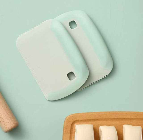 Darrahopens Home & Garden > Kitchenware > Bakeware & Accessories 2-Pack Green Multipurpose Dough Scraper Cutter with TPE Soft Grip Handle, Dual Sided Scale & Serrated Edge - Pastry Bench Scraper for Baking, Pizza, Cake Decorating Kitchen Prep