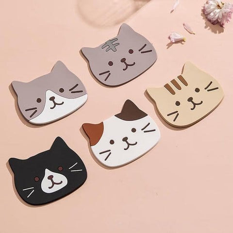 Darrahopens Home & Garden > Kitchenware > Coasters Coasters – Set of 5 – Cute cat design – Made of silicone – Compact, non-slip and heat resistant – Suitable for coffee tables, home use and cafes, also great as a gift for a housewarming or wedding.