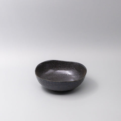 Darrahopens Home & Garden > Kitchenware > Oven Mitts & Pot Holders Bowl Organic Shape 20cm Kanso Matte Black Glaze