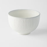 Darrahopens Home & Garden > Kitchenware > Oven Mitts & Pot Holders Rice Bowl 10.5cm Snow Leaf Glaze