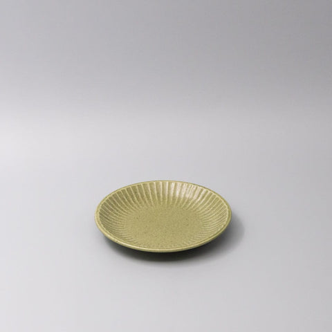 Darrahopens Home & Garden > Kitchenware > Oven Mitts & Pot Holders Tapas Plate 15.5cm Apple Green Glaze