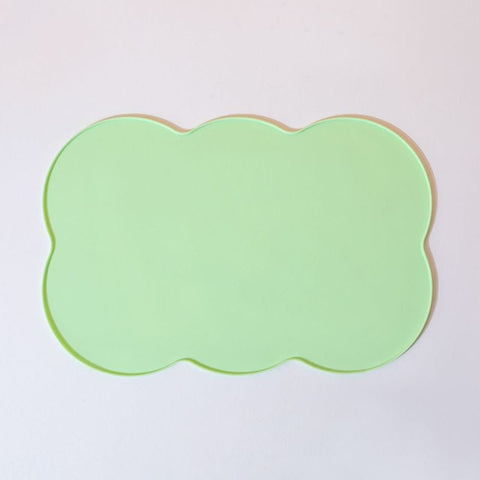 Darrahopens Home & Garden > Kitchenware > Table Linen & Kitchen Towels 3-Piece Green Silicone Placemat Set Cloud Shape Non-Slip Heat Resistant Kids Dining Mat