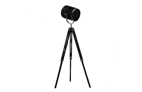 Darrahopens Home & Garden > Lighting > Floor Lamps Industrial Tripod Floor Lamp