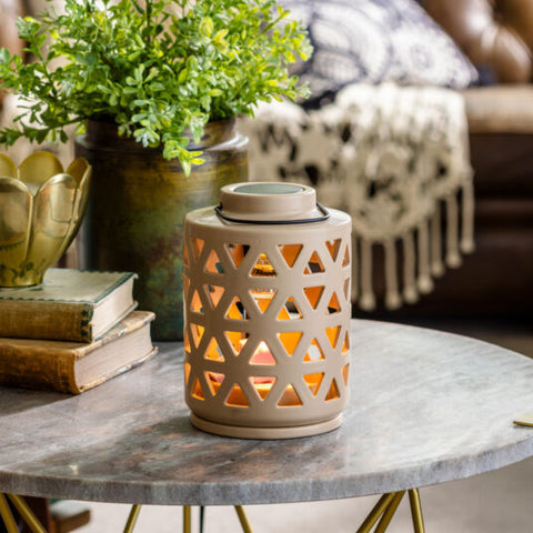 Darrahopens Home & Garden > Lighting > Lighting Accessories Geo Lantern Canopy Illumination Warmer - RRP $49.95 - Wholesale